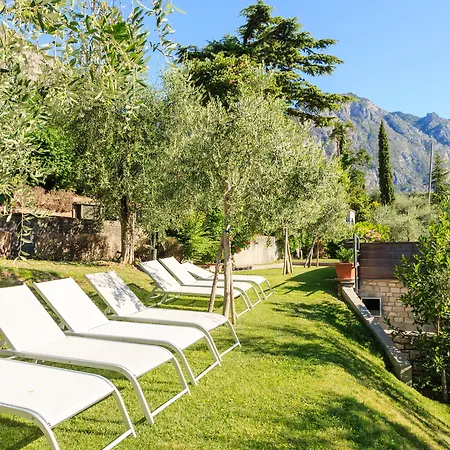 Leonardo Da Vinci 4* Limone sul Garda